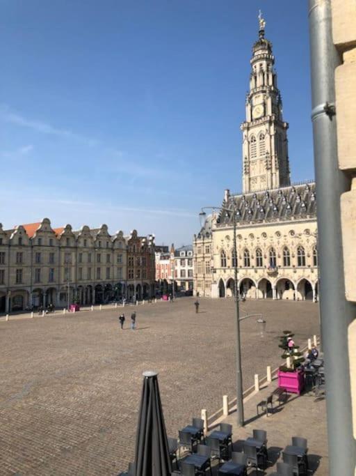 Le 31 Au Coeur Des Places Arras Eksteriør bilde